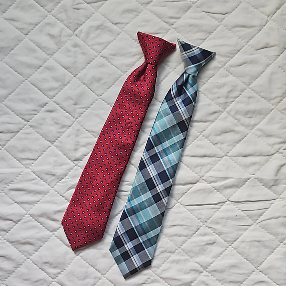 CHAPS bundle of youth clip on ties